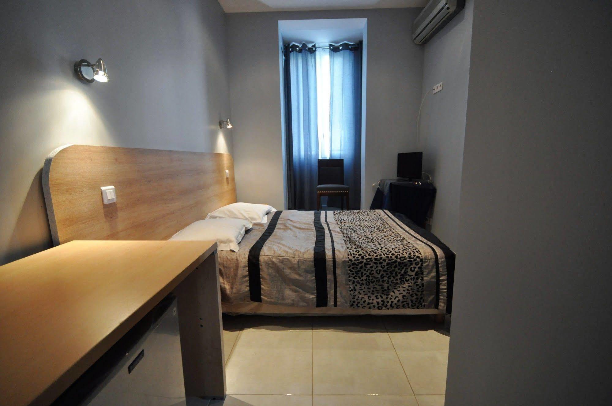 Hotel Carlone Nizza Esterno foto